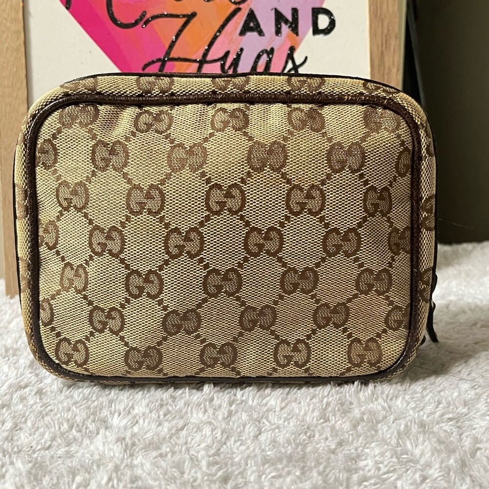 Gucci pouch